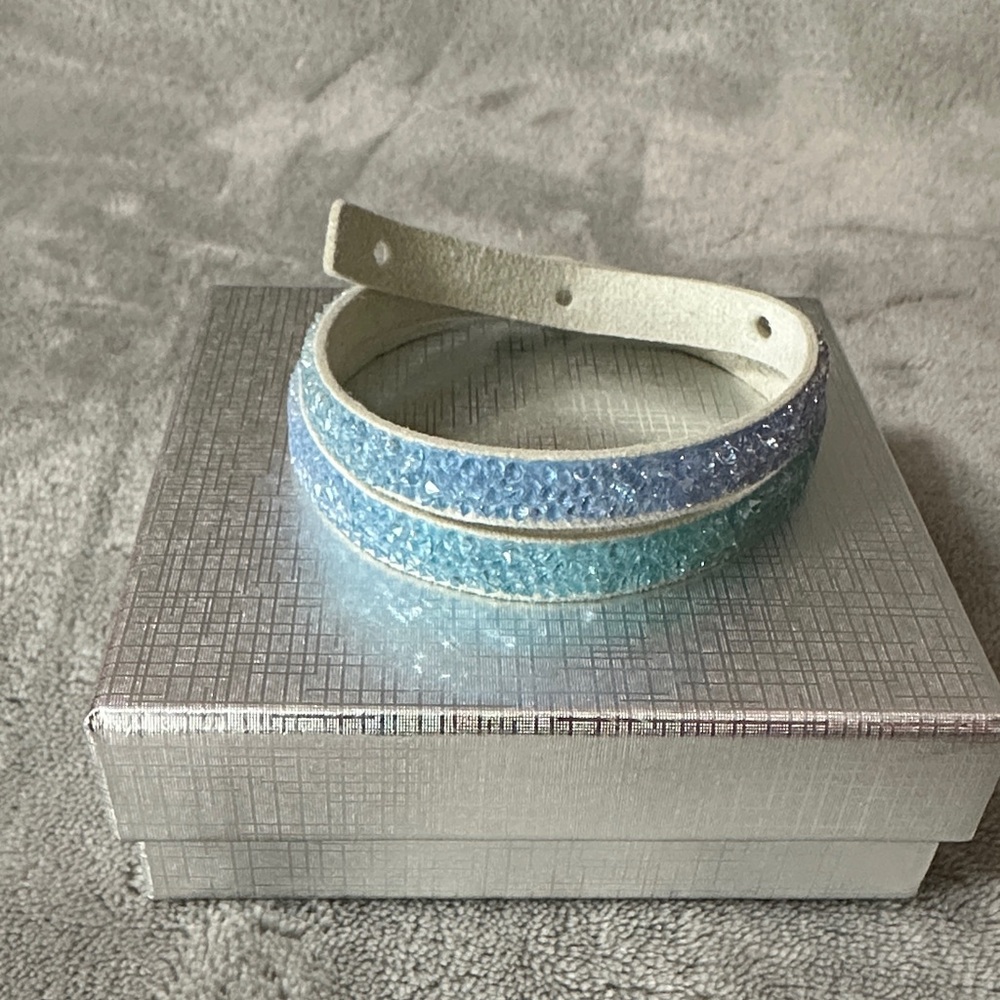 Origami owl, blue ombre wrap bracelet